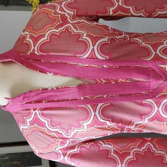 DANA BUCHMAN TUNIC TOP. Pinkand peach size XS. Long sleeves. - Picture 2 of 9